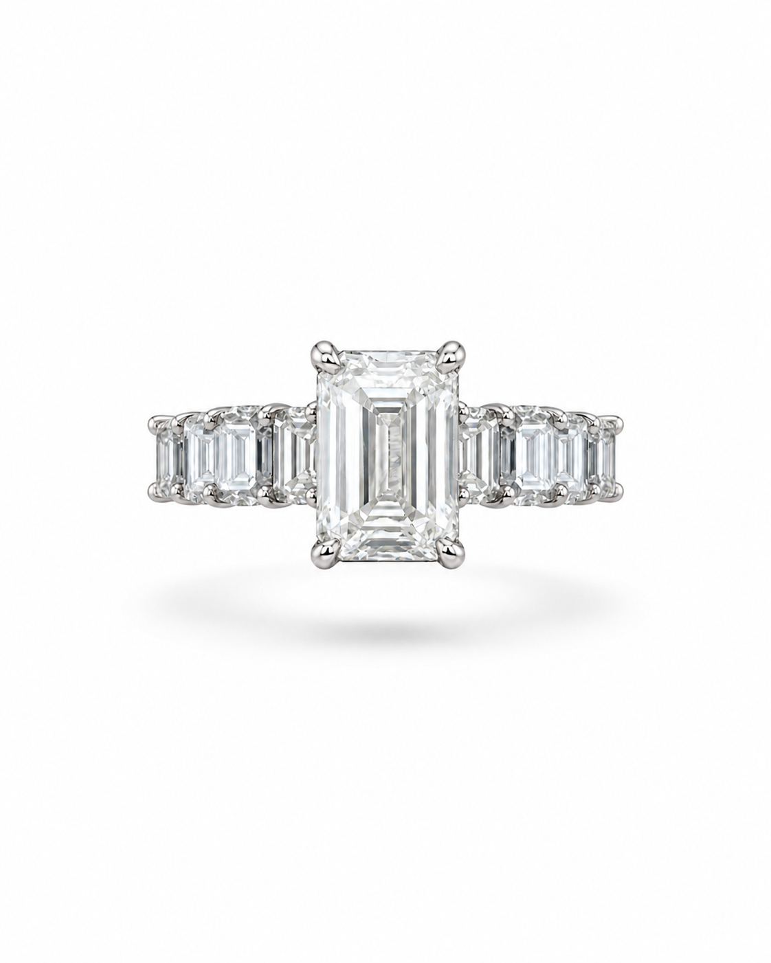 The Élan Emerald Diamond Ring